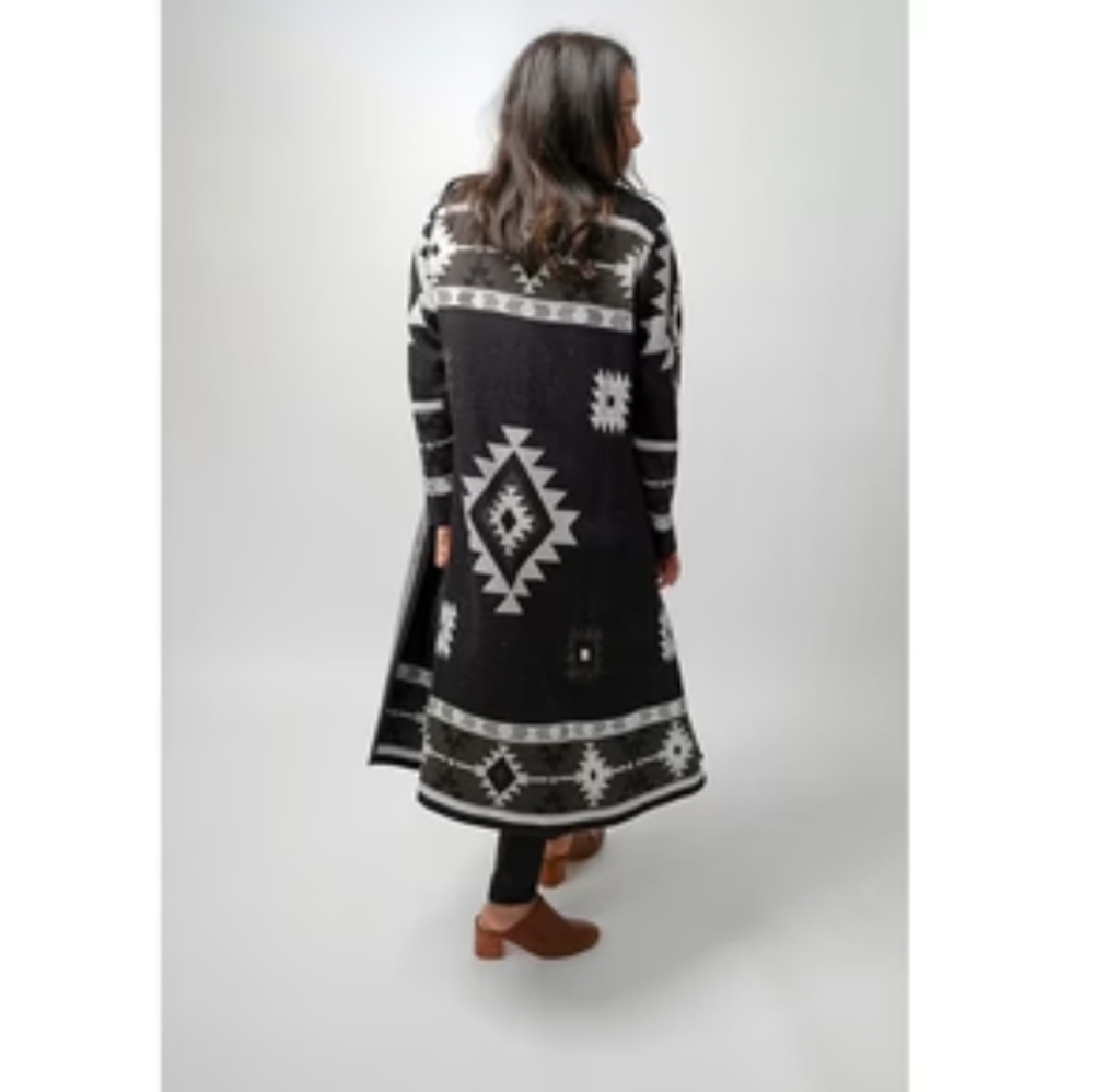 Parkhurst 🇨🇦 Fuzzy Sweater - Picture 4 of 10